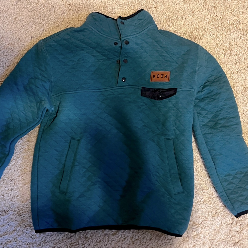 SOTA brand 1/4 zip worn 1 time.